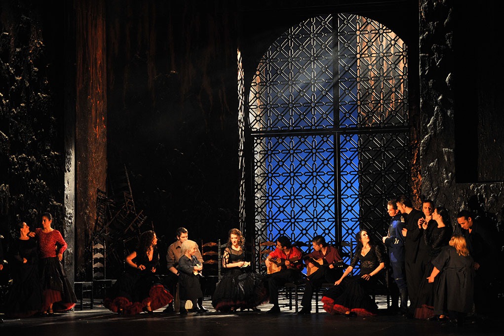 Cihan spielt wieder in der Oper Carmen