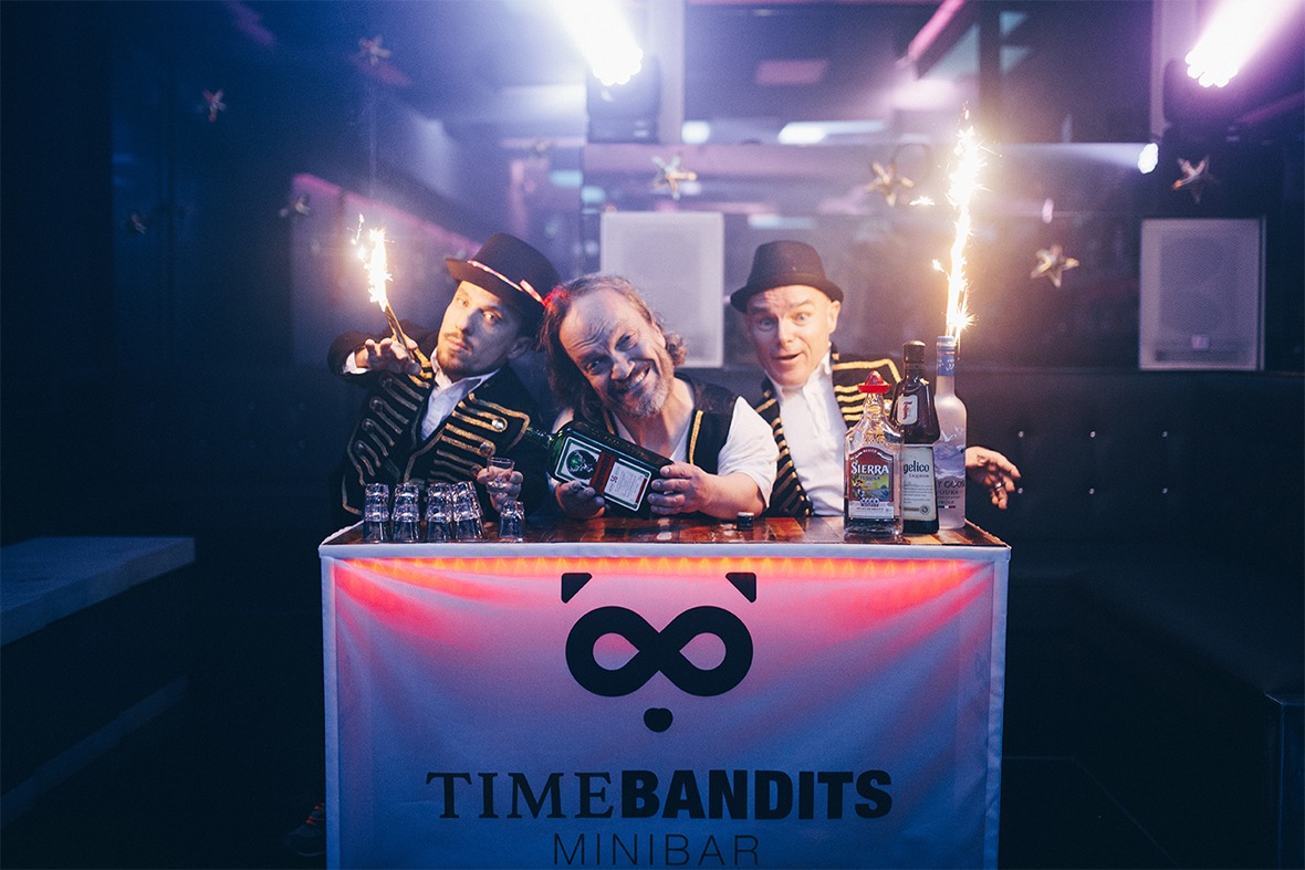 Time Bandits Minibar